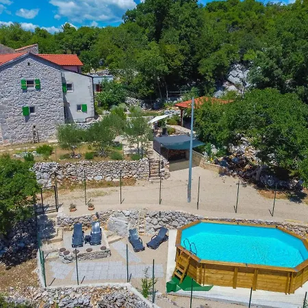Holiday Ana Case de vacanță Porozina